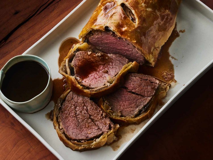 Beef Wellington A Decadent and Flavorful Classic